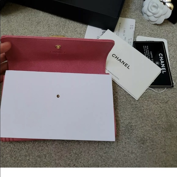❌SOLD❌🌸NEW CHANEL Pink Cheveron Boy Medium Wallet - Picture 7 of 9
